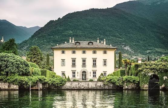 Villa Balbiano wedding venue in Como, Italy